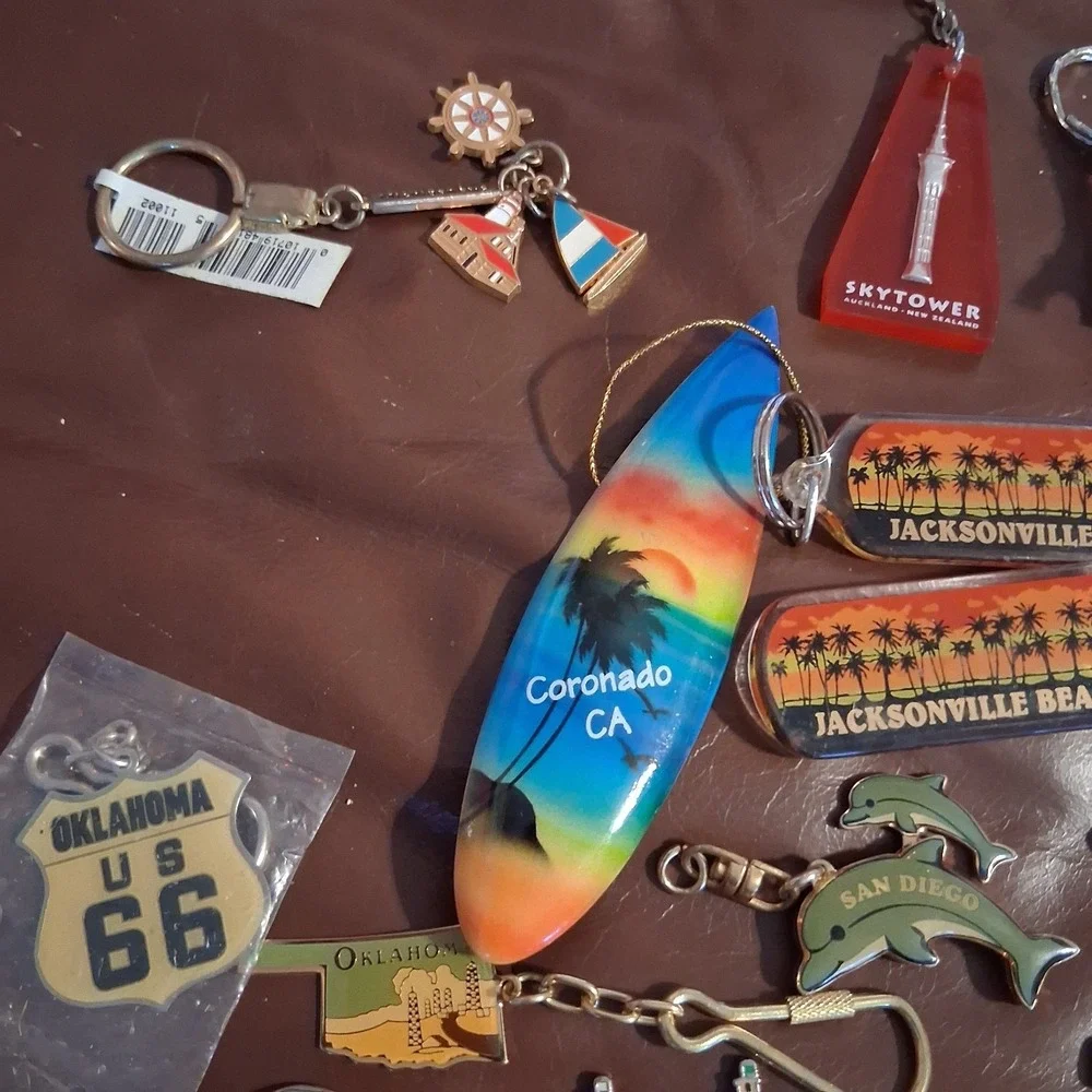 Location Travel Souvenir Keychain Lot 25+ Some New